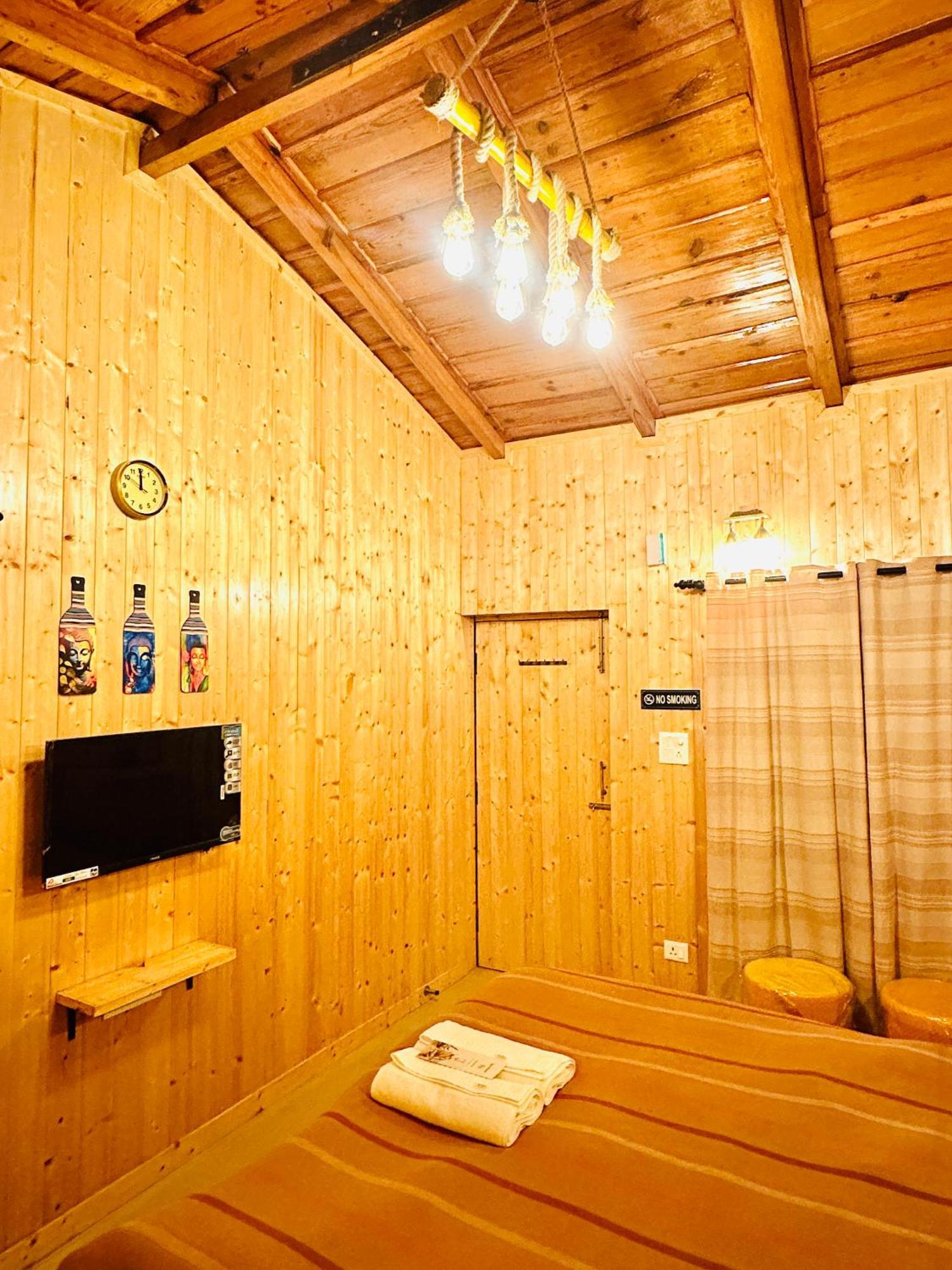 Villa Aqua De Vida Bhowali Esterno foto